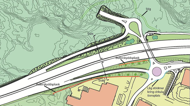 I de punkter som ramperna ansluter till den kommunala Kvarnholmsvägen anläggs cirkulationsplatser, där den norra utformas som en droppe.