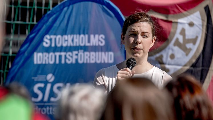 Idrottsborgarrådet Emilia Bjuggren (s) utlovar en ny idrottsmiljard för mandatperioden 2018-2022. Foto: KG Z Fougstedt