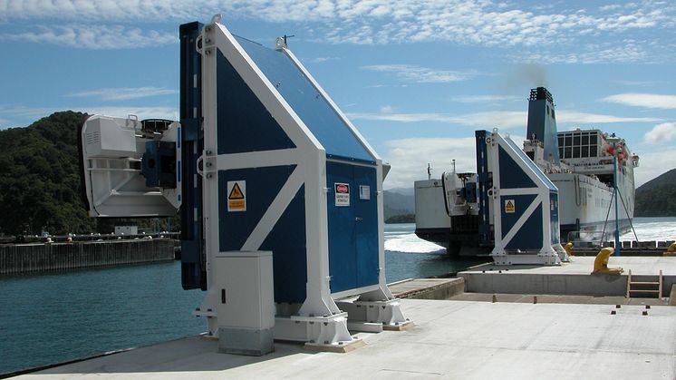 MM400s operated by Toll Shipping in New Zealand