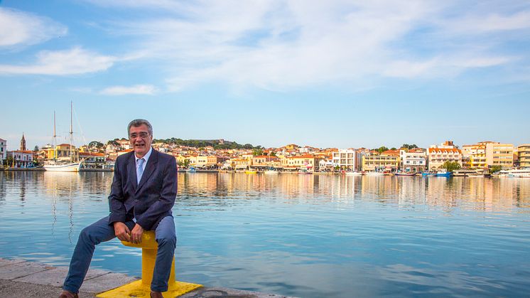 Borgmester Spyros Galinos er bekymret for situationen for beboerne på Lesbos, når turisterne svigter øen. 