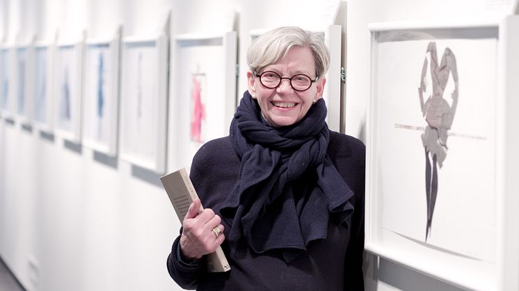 Tonie Lewenhaupt inrättar ett nytt stipendium på Röhsska museet. Foto: Mikael Lammgård