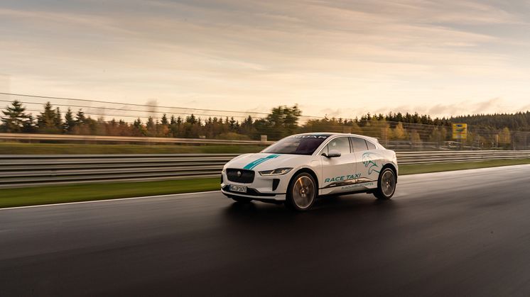 Jaguar I-PACE blir en racertaxi
