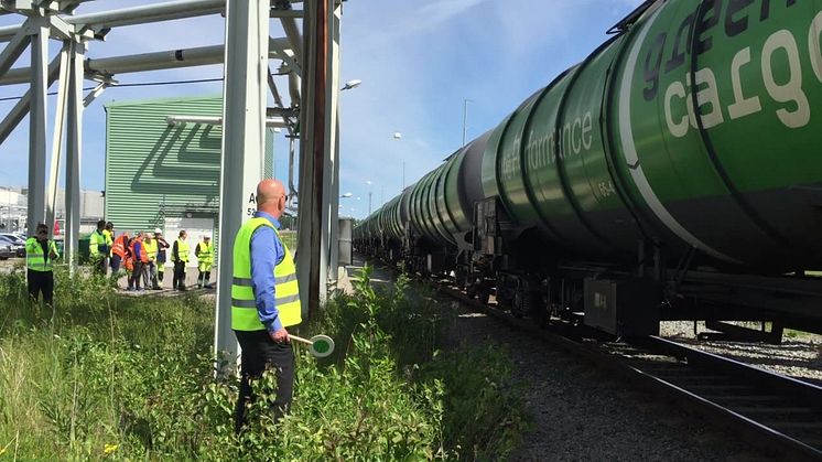 Utan tåget lyfter inte flyget - Green Cargos 5 000:e tåg med flygbränsle mot Arlanda