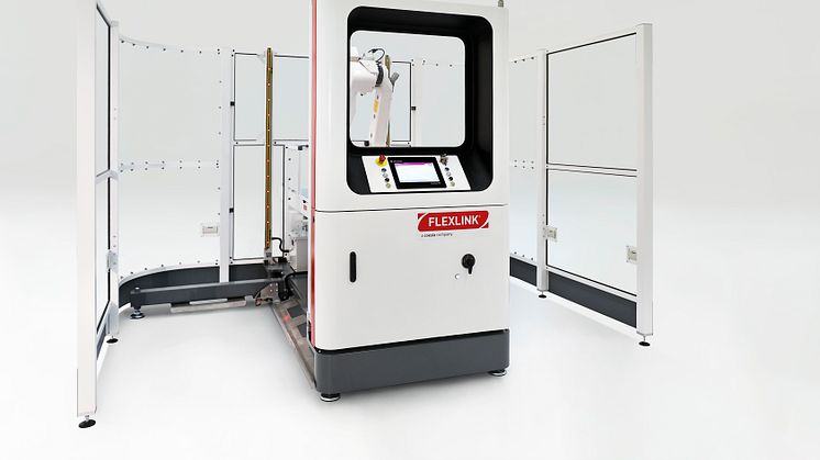 The new semi-open palletizing cell with an industrial robot arm simplifies the complex processes of a traditional palletizer.