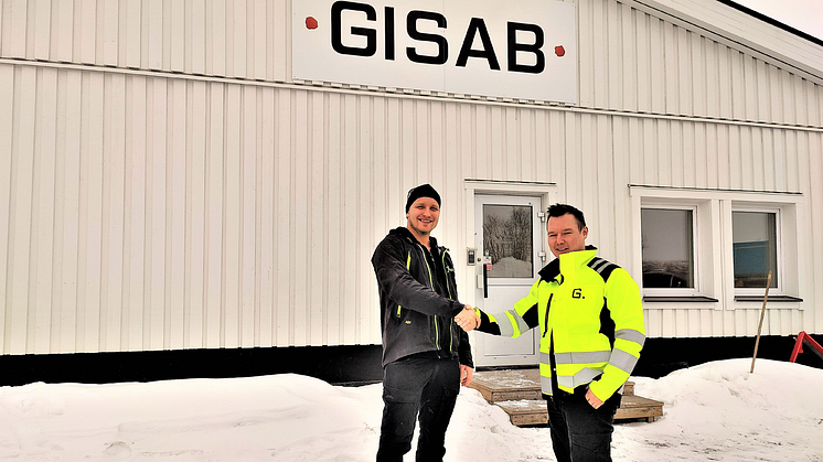Johannes Johansson (JF Mek) och Conny Labba (Platschef på GISAB i Kiruna) ser fram emot det fördjupade samarbetet.