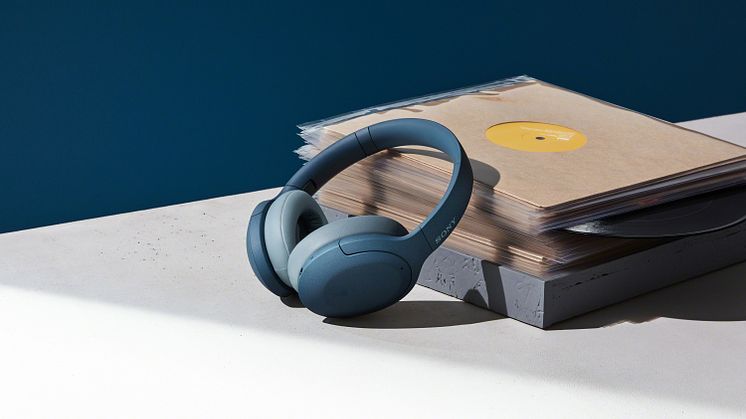 Les nouveaux casques Sony WH-H910N et le streaming des Walkman dernière génération : un son plus riche pour une vie plus colorée