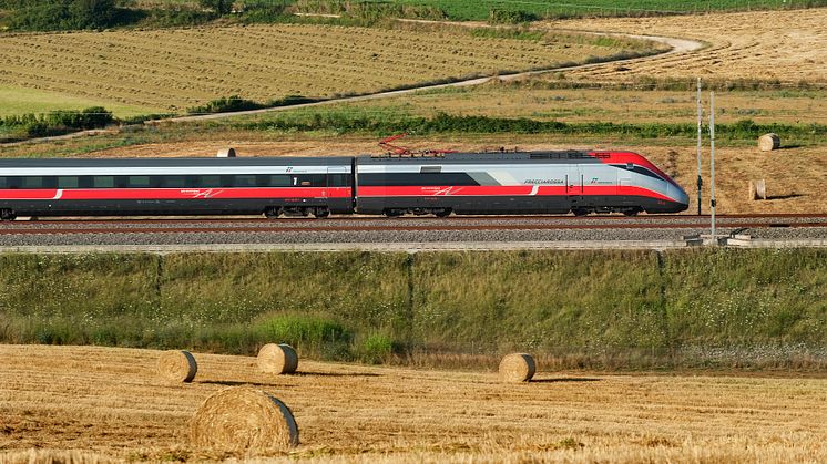 Hitachi Rail si aggiudica il contratto con Trenitalia per il supporto logistico integrato della flotta di treni ad alta velocità Frecciarossa