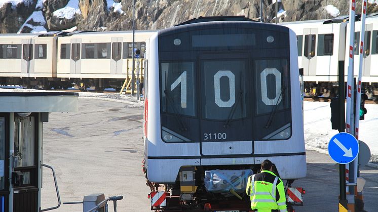 En viktig milepæl for T-banen, MX nr.100 sette i ordinær drift.
