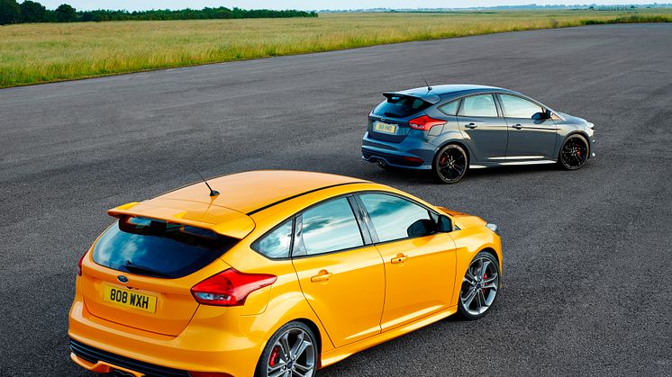 NY FORD FOCUS ST - 4