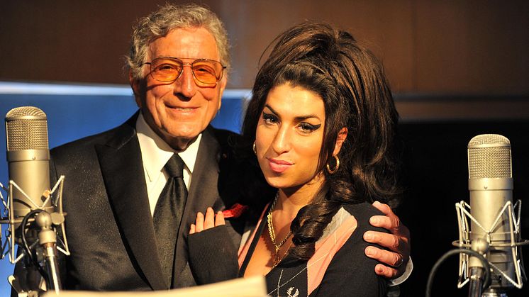 Amy Winehouse & Tony Bennett i duett - världspremiär för låten och videon ”Body and Soul”