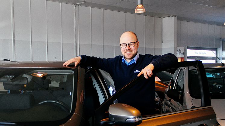 Anbefaler Auris Hybrid: Torgeir Marthinussen fra Nordvik har plukket ut fem gode bruktbilkjøp for deg som er ute etter en særdeles driftsøkonomisk bil.