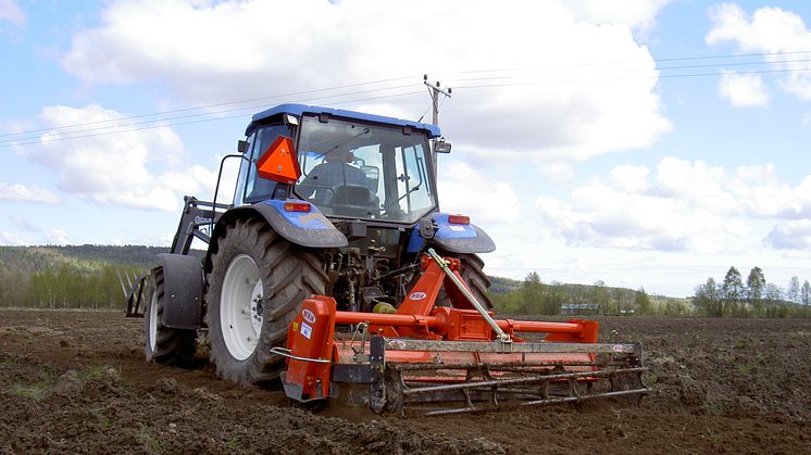 Ortolan tillverkar olika maskiner för maskinell jordbearbetning. 