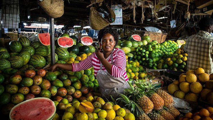 Fresh fruit at a Nairobi market. (Photo from Pixabay)