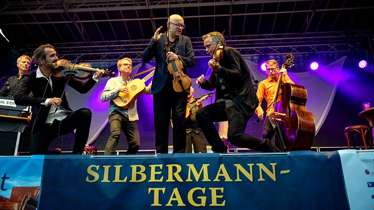 Silbermann Tage_Open Air auf dem Freiberger Schloßplatz mit Barokksolistene 2021_Foto Silbermann Gesellschaft