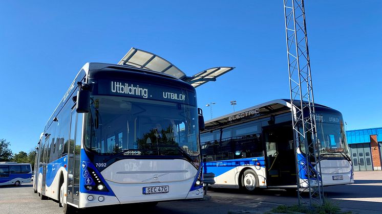 Svealandstrafiken utbildar nu samtliga bussförare i Västerås på den nya elbussen
