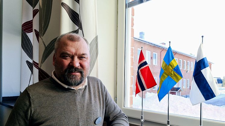 Leif Lahti, direktör på Utbildning Nord, berättar att styrelsen tagit beslut om ett humanitärt stöd till Ukraina.