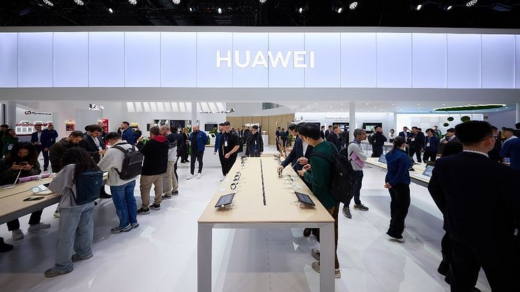 MWC 2024 –  Huawei presenterer en imponerenede "Fashion Forward"-produktrekke