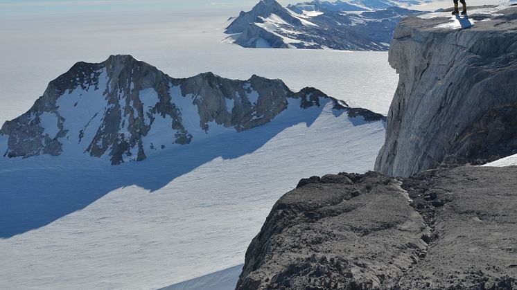 Global sea levels could rise due to melting Antarctic ice