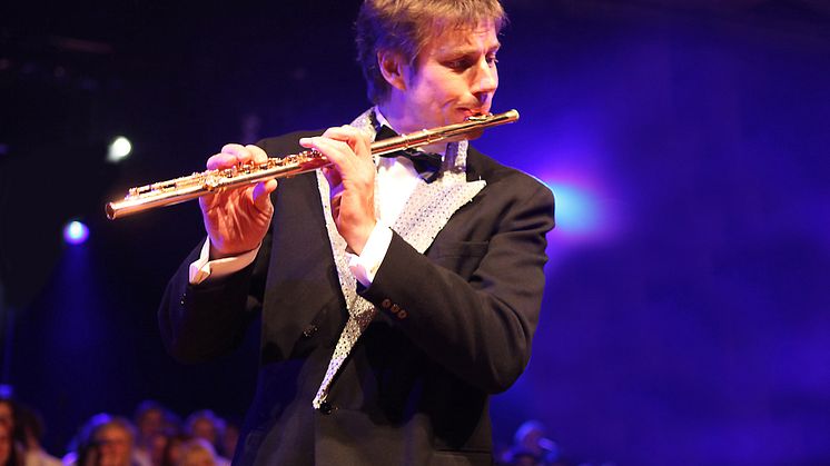 Jörgen Tånnander – med en flöjt på tvären