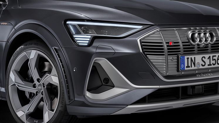 Audi e-tron S Sportback med digitale matrix LED-forlygter