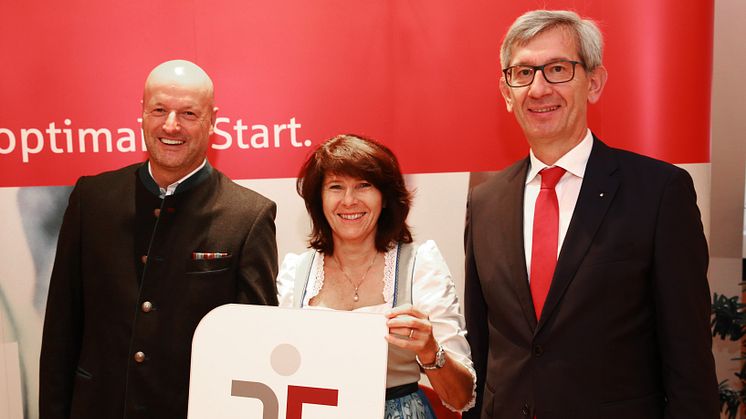 Stadtsparkasse München erhält Auszeichnung für Audit Beruf und Familie