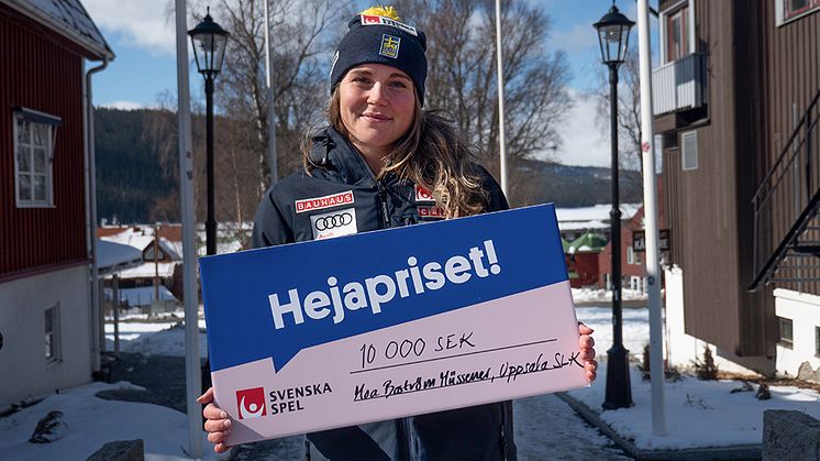Moa Boström Müssener säkrade vinsten i Europacupslalomcupen och därmed en personlig startplats i världscupen. Nu prisas hon med Hejapriset som hon delar med hemmaklubben Uppsala SLK.