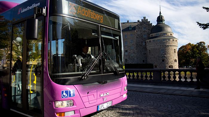 Till exempel drivs stadsbussarna i Örebro med biogas.