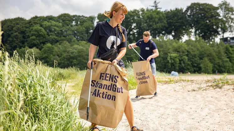 Gemeinsam Müll sammeln für saubere Strände entlang der Nord- und Ostseeküste © Flensburger Brauerei
