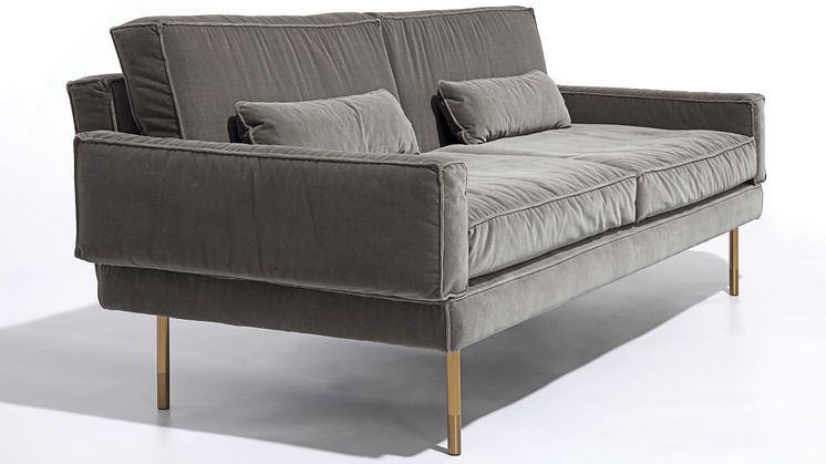 Geradlinig-architektonisch: das Sofa Modular von Rosenthal Interieur. 