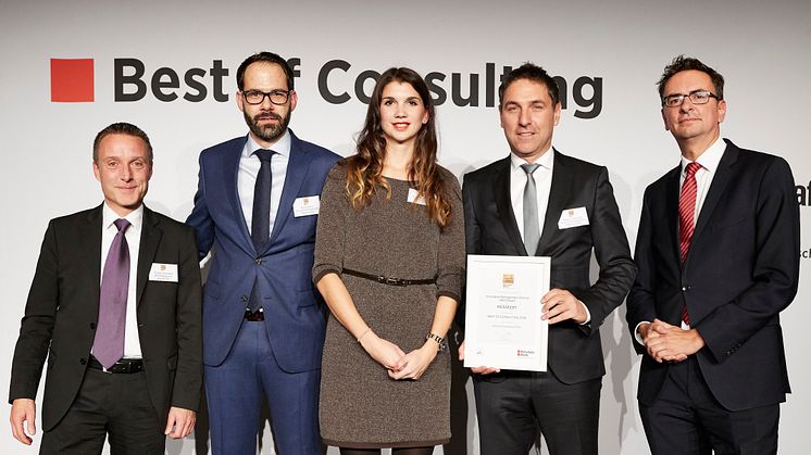 Representatives of IMP and BPW accepted the Best of Consulting Award. 