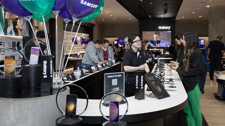 Samsungs nye Galaxy S23-serie er nå tilgjengelig hos forhandlere overalt