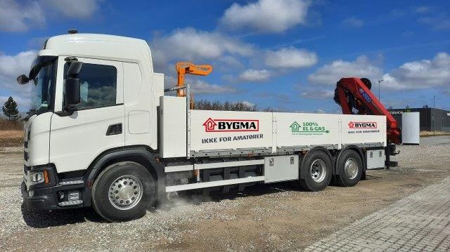 Snart vil Bygmas første biogaslastbiler med el-kran køre ud fra Bygma-forretninger i Odense og København