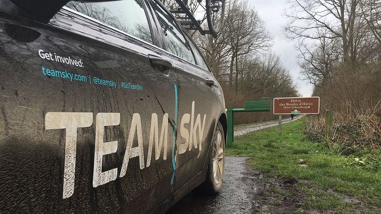 Tøft testregime gjør Team Skys Ford Mondeo følgebiler klar for sykkelløpet “Helvete i Nord"