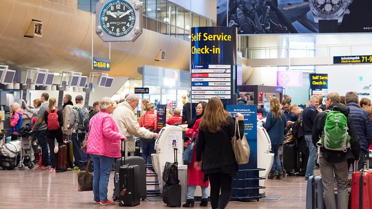 Totalt 2 560 000 passagerare reste till eller från Stockholm Arlanda Airport i juli 2017, en ökning med nio procent jämfört med samma månad förra året. Foto: Daniel Asplund