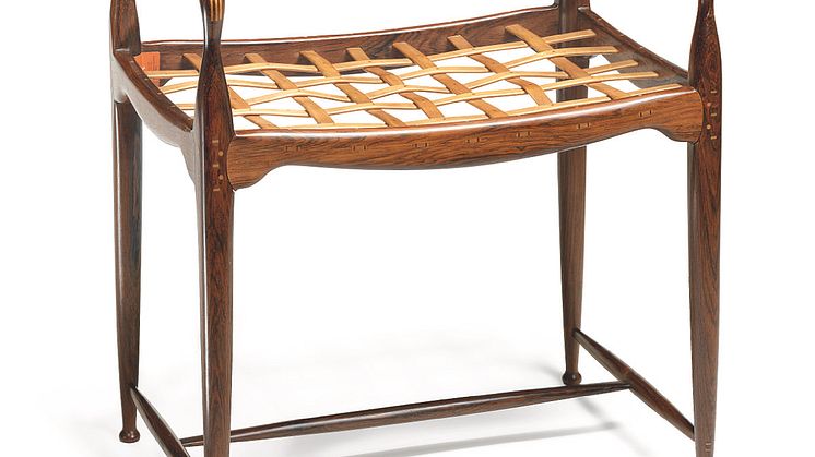 Peder Moos: Unique stool (1948). Estimate: DKK 400,000-600,000 / € 53,500-80,500
