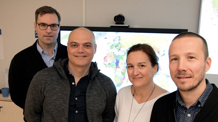 Nils Sandberg, FoU-staben, de båda läkarna Manuel Gonzalez Garcia och Virgina Zazo samt Thomas Molén, enheten för e-hälsa står bakom ansökan om projektet Västerbotten utan gränser.