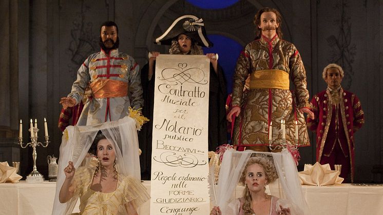 1700-talets mode, arrangerade äktenskap och prinsessbröllop i säsongens operaintroduktioner