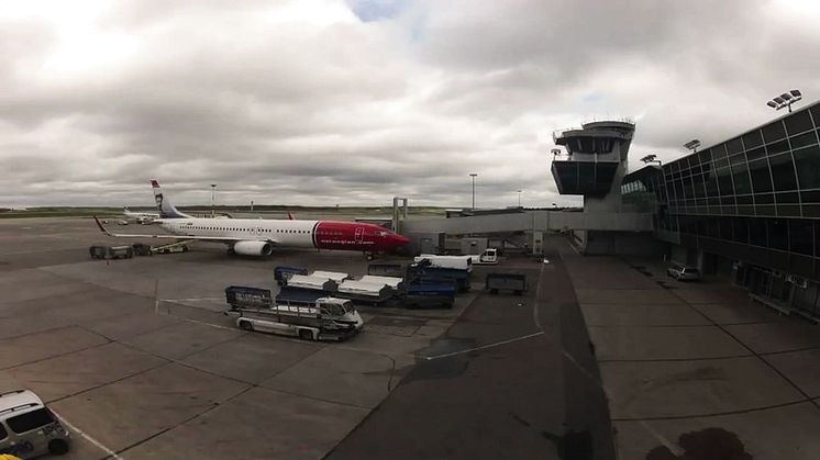 Norwegianin 737-koneen kääntö Helsinki-Vantaalla tiivistettynä 