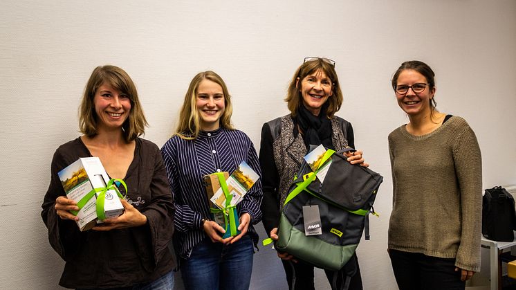 Gewinnerinnen des Ideenwettbewerbs Nachhaltigkeit 2018. Von links nach rechts: Catharina Wünsch, Luise Trippler und Doris Gabel sowie Anna-Maria Schleinitz von der KlimaschutzAgentur