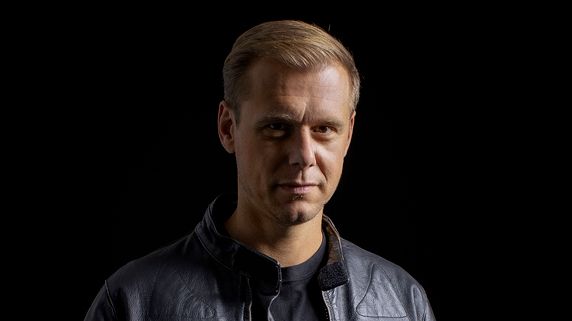 Armin van Buuren er hovednavn på dette års Magicbox