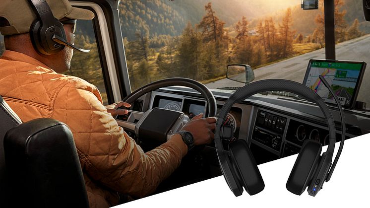 Richtig was aufs Ohr: Die neuen dēzl-Headsets von Garmin ermöglichen Truckern bis zu 50 Stunden Bluetooth-Sprechzeit und sorgen dank aktiver Geräuschunterdrückung für klaren Sound.