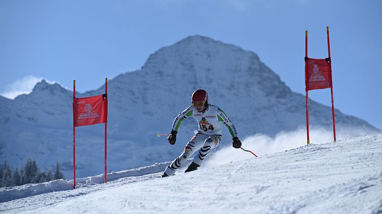Rennfahrer beim Riesenslalom an der Winteregg.