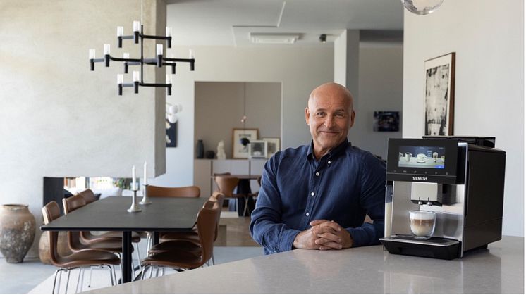 Nytt samarbeid mellom Siemens espressomaskiner og smaksekspert Richard Juhlin.