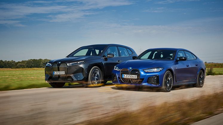 BMW summerar 2021: Elektrifierad offensiv och nr 1 i premiumsegmentet