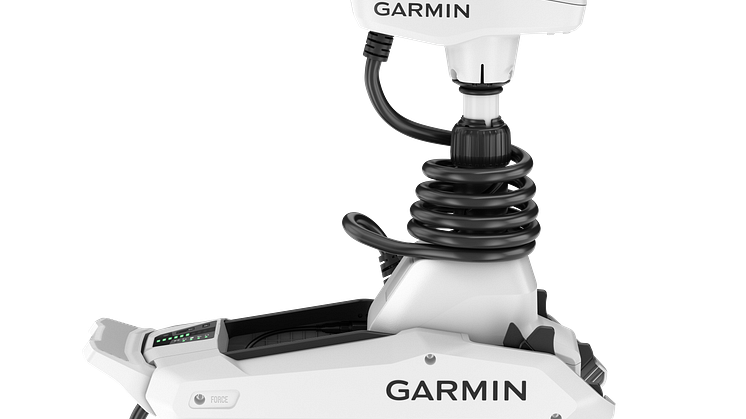 Garmin_Force Kraken Trolling Motor_mit schwenkbarer Halterung in Weiß (3) (c) Garmin Deutschland GmbH