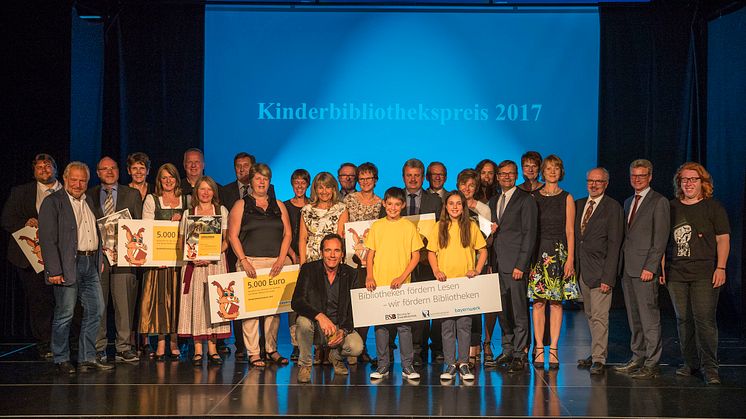 Verleihung des Kinderbibliothekspreises am 27.6. in Ursensollen.
