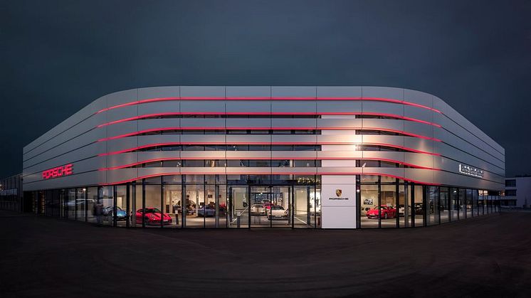 Porsche Center Nacka byggs enligt det nya konceptet %22Destination Porsche%22. (Bild- Porsche Center Dortmund)