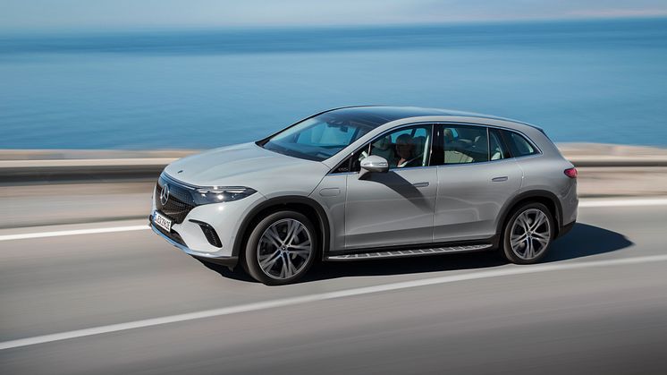 Elektrisk luksus med plads til syv: Her er den nye Mercedes EQS SUV