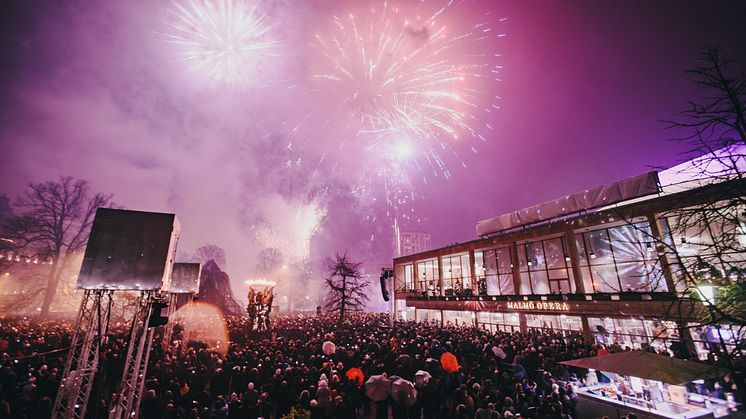 I år blir det ett sprakande nyårsfirande vid Malmö Opera samt på Stortorget där barnens nyår anordnar aktiviteter under dagen. Foto: Pierre Ekman