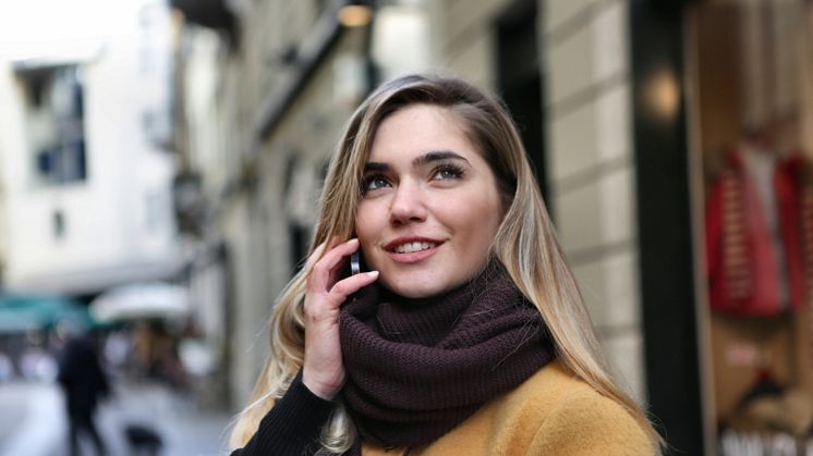 ​Telenor og CBB giver fri opkald og SMS til kunder i udlandet med tilbagevirkende kraft